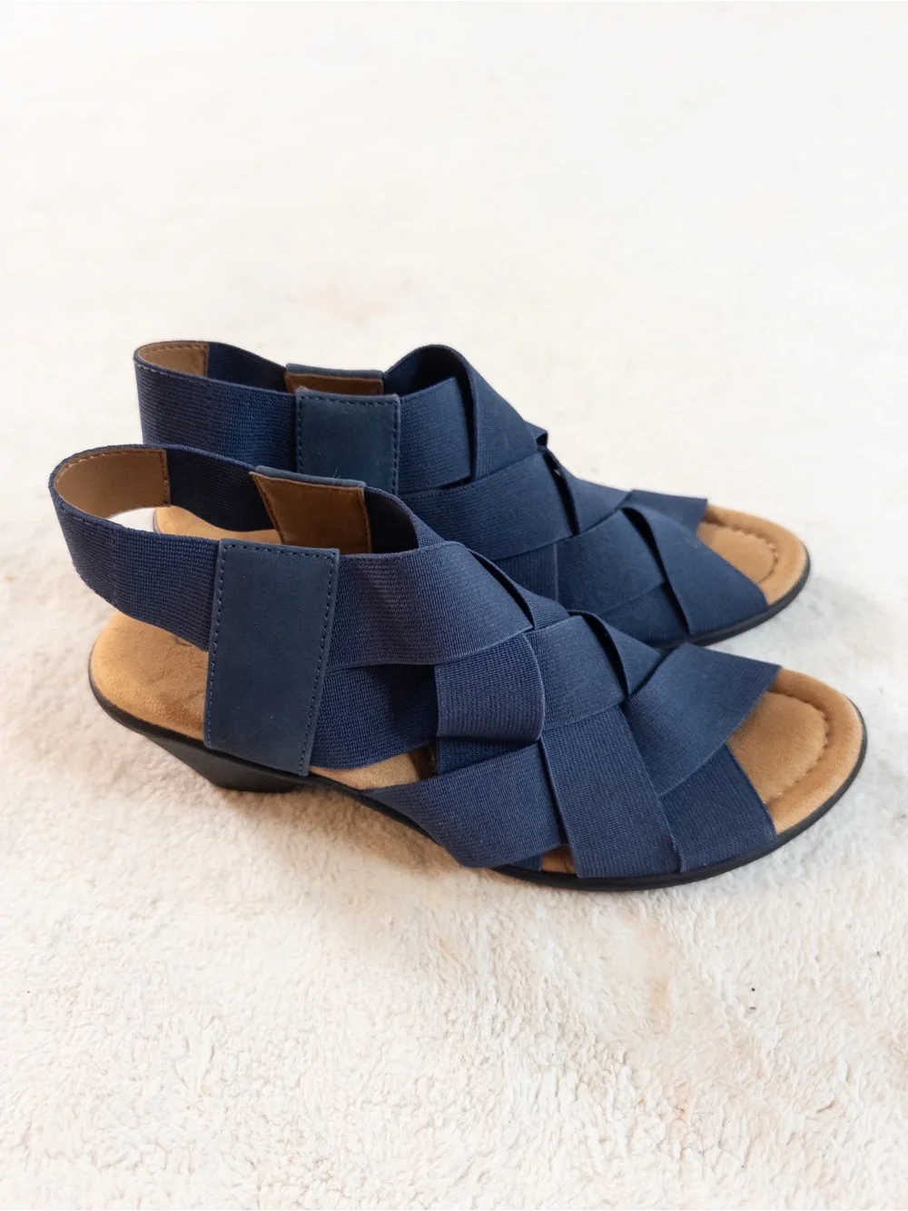 Comfortiva Navy Blue Strappy Heels Size 6.5 Comfort Sandals